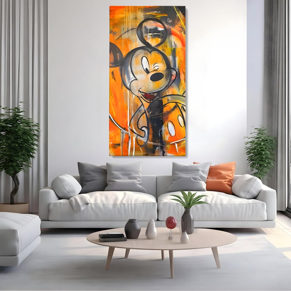 Tablou canvas cu tablou canvas cu mickey mouse, fara rama, pe sasiu de lemn, pe perete intr-un living